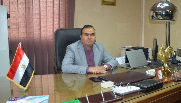 الدكتور يوسف العبد