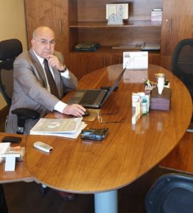 الدكتور مأمون علام رئيس شركة ميديزين للصناعات الدوائية