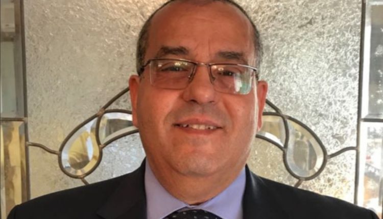 الدكتور هشام حجر رئيس شركة برج للصناعات الدوائية