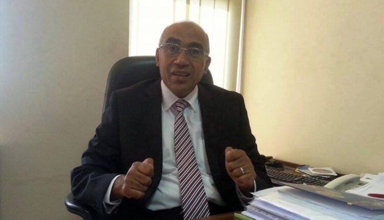 الدكتور اسامة عبدالباسط العضو المنتدب للشركة العربية للأدوية