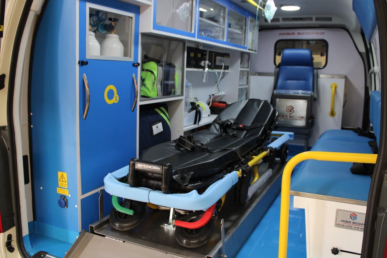 سيارة اسعاف ايبيكو للأدوية