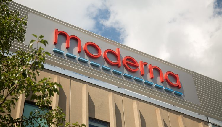 شعار شركة مودرنا الامريكية للتكنولوجيا الحيوية