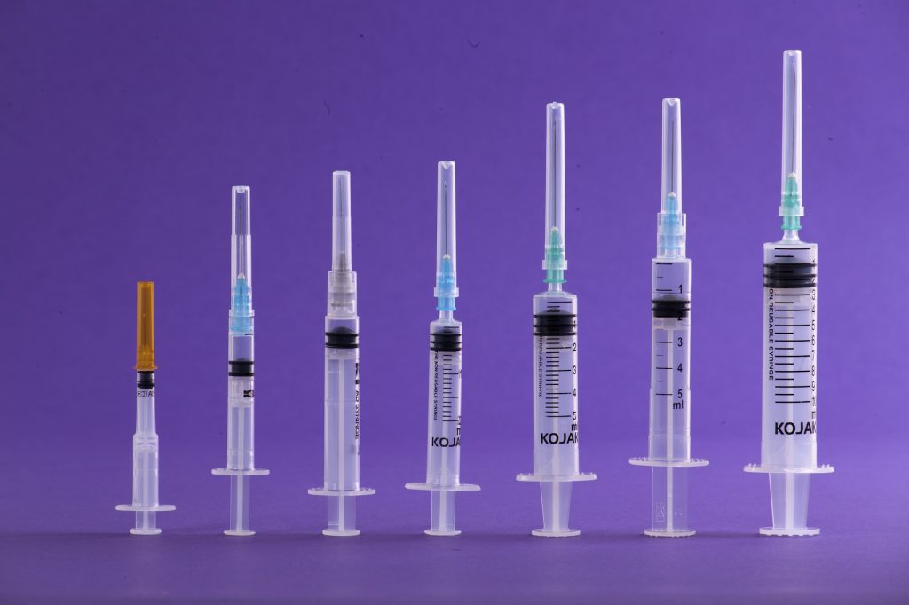 الهند تغلق أكبر مصنع لإنتاج السرنجات لمكافحة التلوث ومطالب بإعادة فتحه لمواجهة كورونا