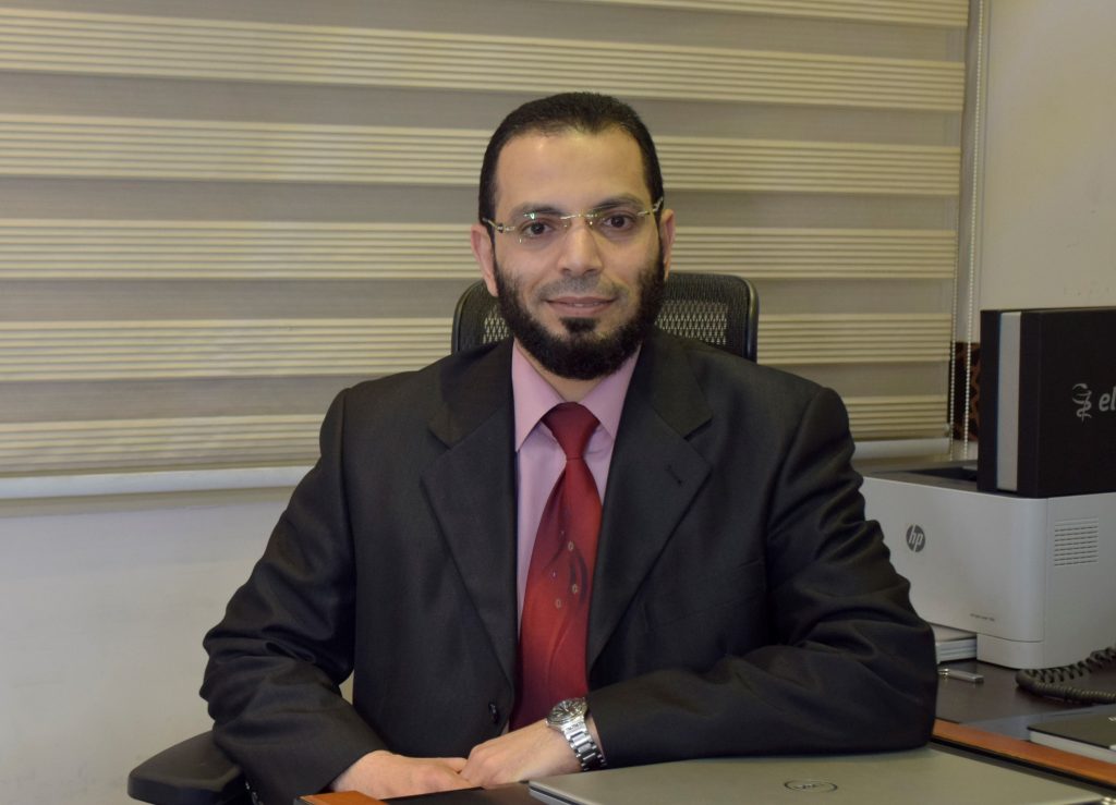 صيدليات العزبي تستهدف مبيعات 3.5 مليار جنيه في 2021 .. وتفتتح 35 فرعًا جديدًا د. أحمد الساداتي نائب الرئيس التنفيذي لشركة مالتي فارما