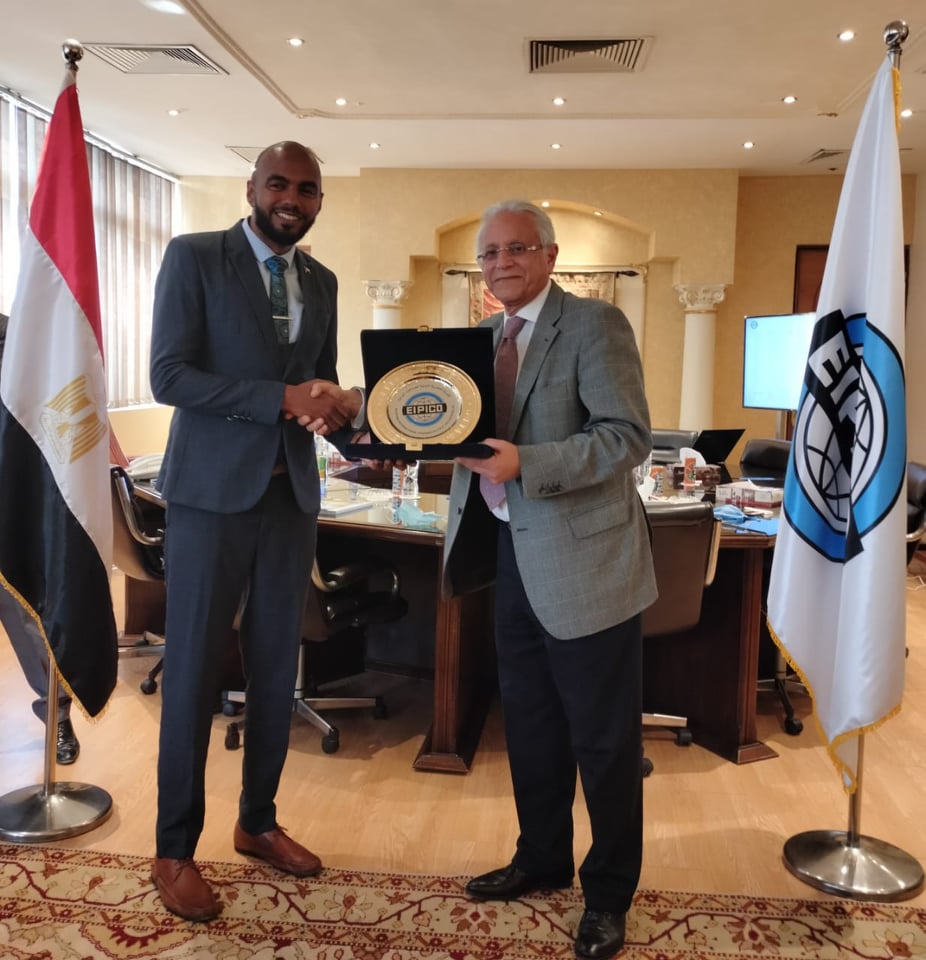 وفد من السودان يزور شركة ايبيكو للأدوية