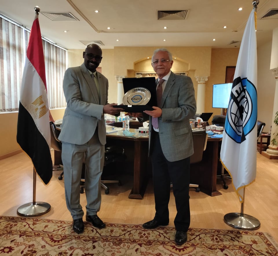وفد من السودان يزور شركة ايبيكو للأدوية