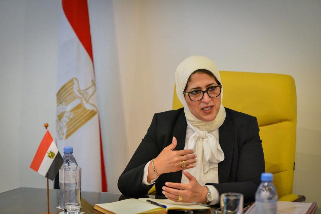 «الصحة» تتسلم أوراق شحن لقاحي «أسترازينيكا» و«جونسون» تمهيدًا لاستقبالها الأسبوع المقبل الدكتورة هالة زايد وزيرة الصحة والسكان
