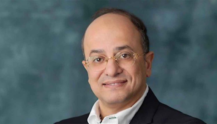 الدكتور حسين الحكيم العضو المنتدب لشركة باير السعودية