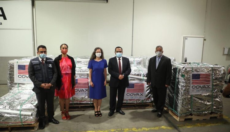 استقبال مليون و 612 ألف جرعة من لقاح «فايزر»