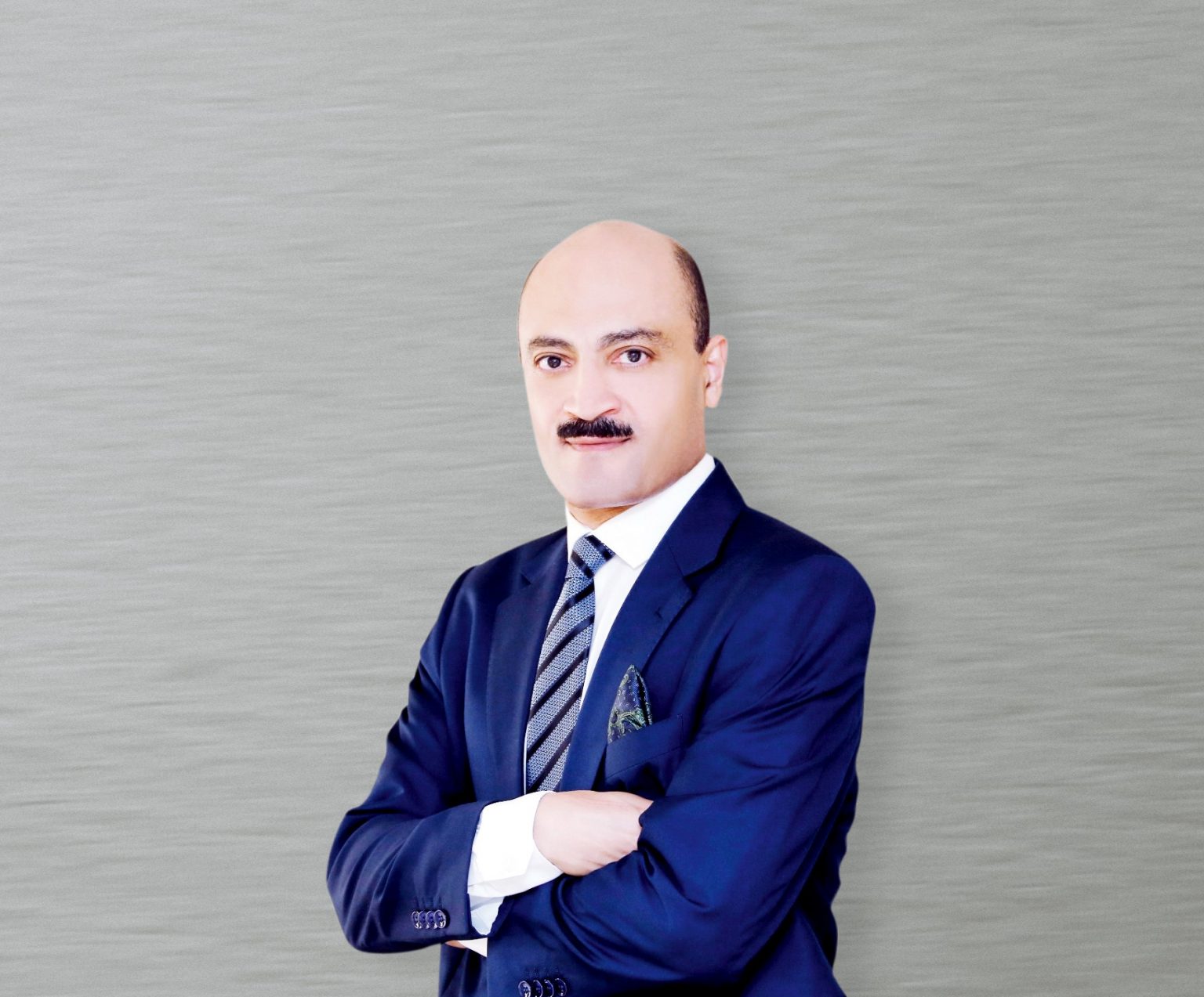 الدكتور عصام فاروق الرئيس التنفيذي لشركة جلفار الاماراتية