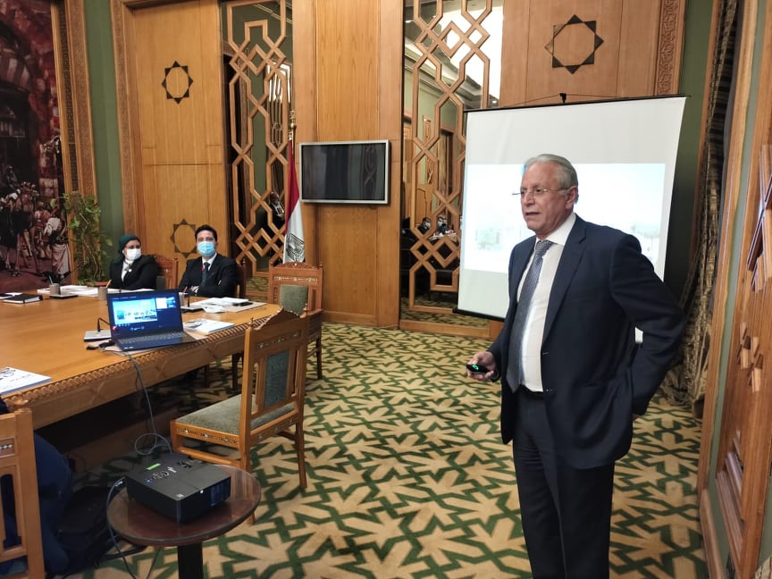 «ايبيكو و فاكسيرا».. آفاق واسعة للتعاون مع الدول الاسيوية فى تصنيع الأدوية 