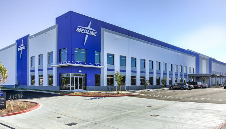 مجموعة الإمدادات الطبية الأمريكية "ميدلاين"