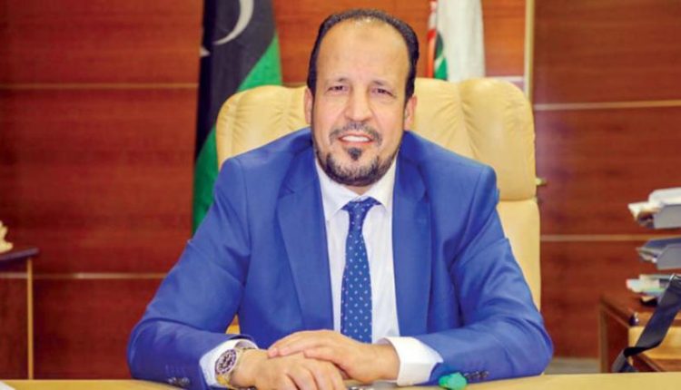 الدكتور علي الزناتي وزير الصحة الليبي