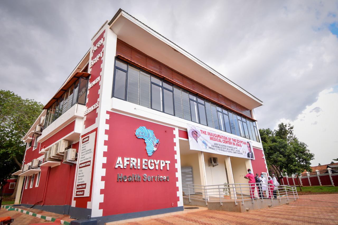 وزيرة الصحة تشهد افتتاح المركز الطبي المصري بدولة أوغندا