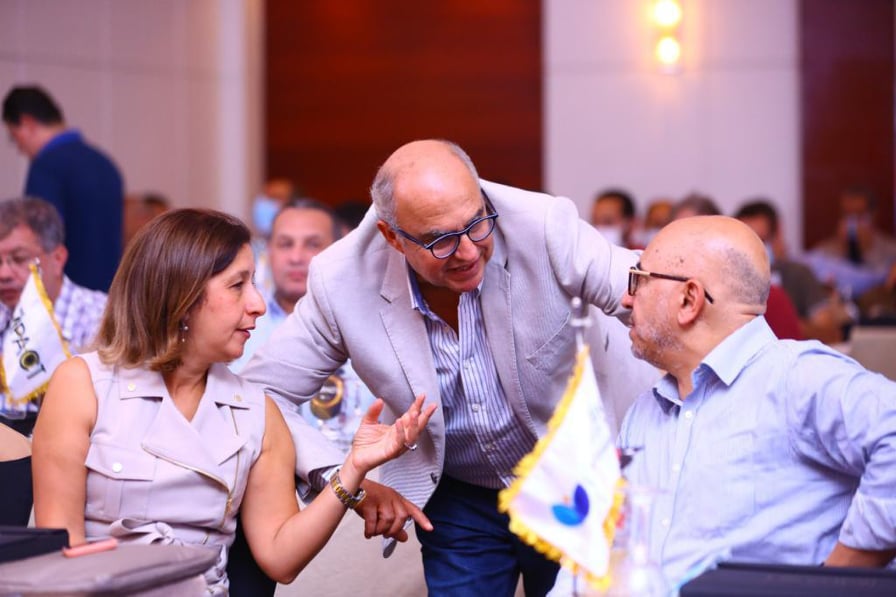 برعاية «أوركيديا».. 10 علماء يشاركون في أكبر دراسة علي أمراض سطح العين 