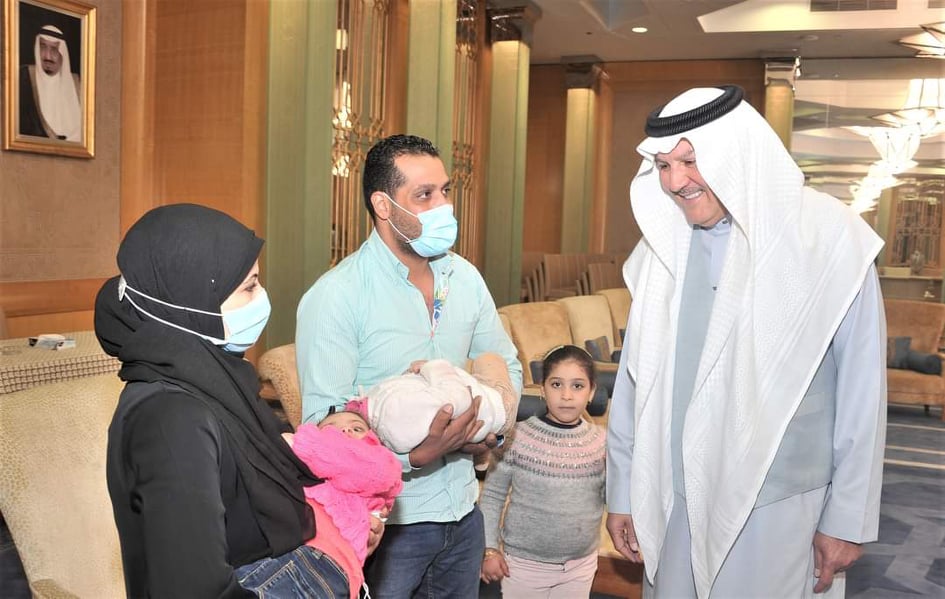 سفير خادم الحرمين الشريفين لدى مصر أسامة بن أحمد نقلي