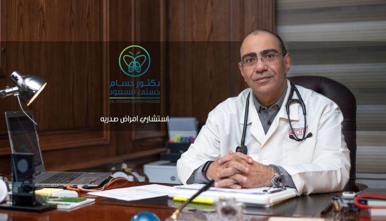 الدكتور حسام حسني رئيس اللجنة العلمية لمكافحة كورونا