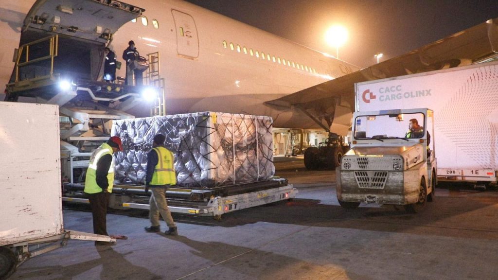 مصر تستقبل667 ألف جرعة جديدة من لقاح أسترازينيكا المضاد لكورونا مصر تستقبل شحنات جديدة من لقاح أسترازينيكا
