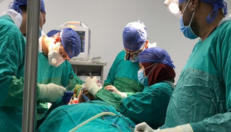 تقديم الخدمات الطبية بالمستشفيات التعليمية