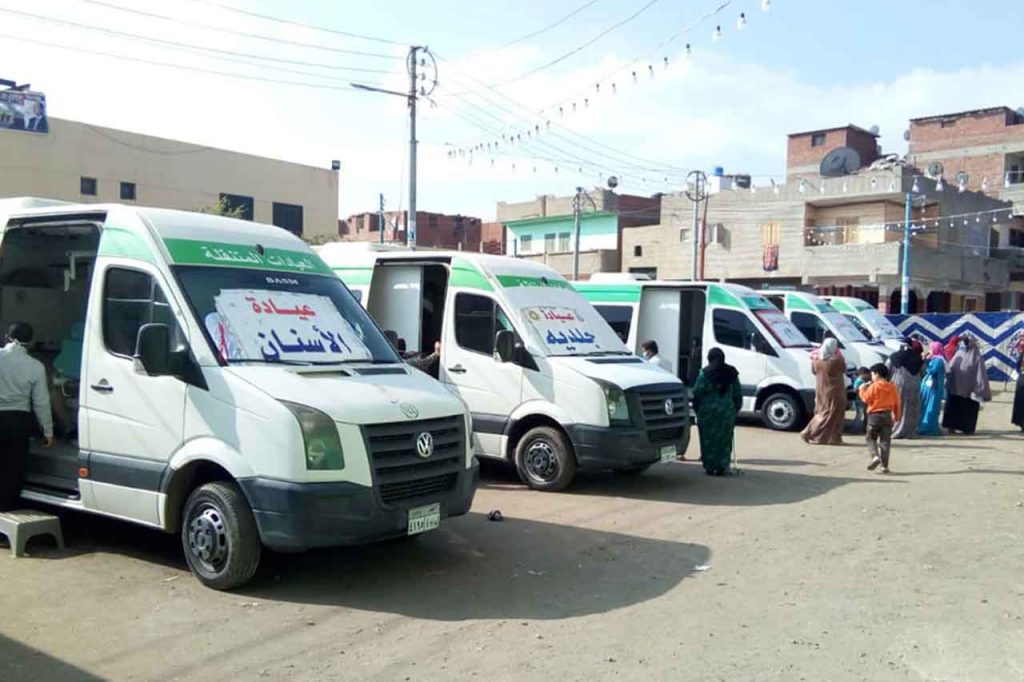 «حياة كريمة».. الصحة تطلق 51 قافلة طبية في المناطق النائية خلال الأسبوع المقبل «الصحة» تطلق قوافل طبية مجانية بمحافظات الجمهورية
