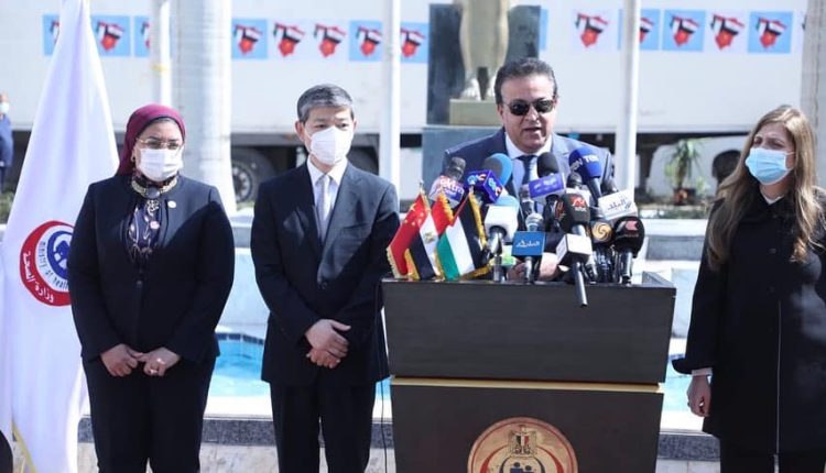 مصر تهدي فلسطين 500 ألف جرعة من لقاح كورونا «فاكسيرا- سينوفاك»