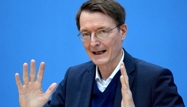 كارل لوترباخ وزير الصحة الألماني