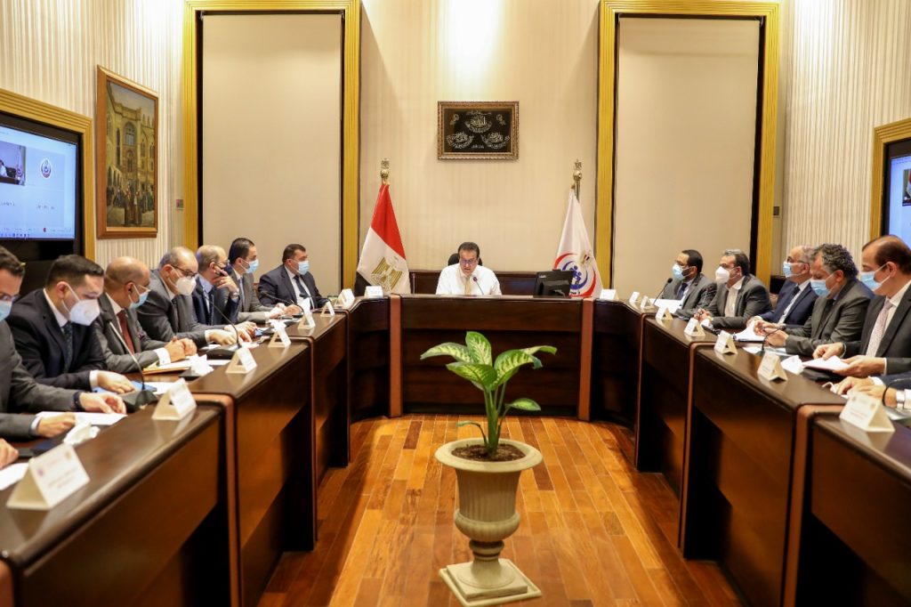 الصحة: انخفاض إصابات كورونا بنسبة 54%.. والوفيات بنسبة 45% خلال الأسبوع الماضي