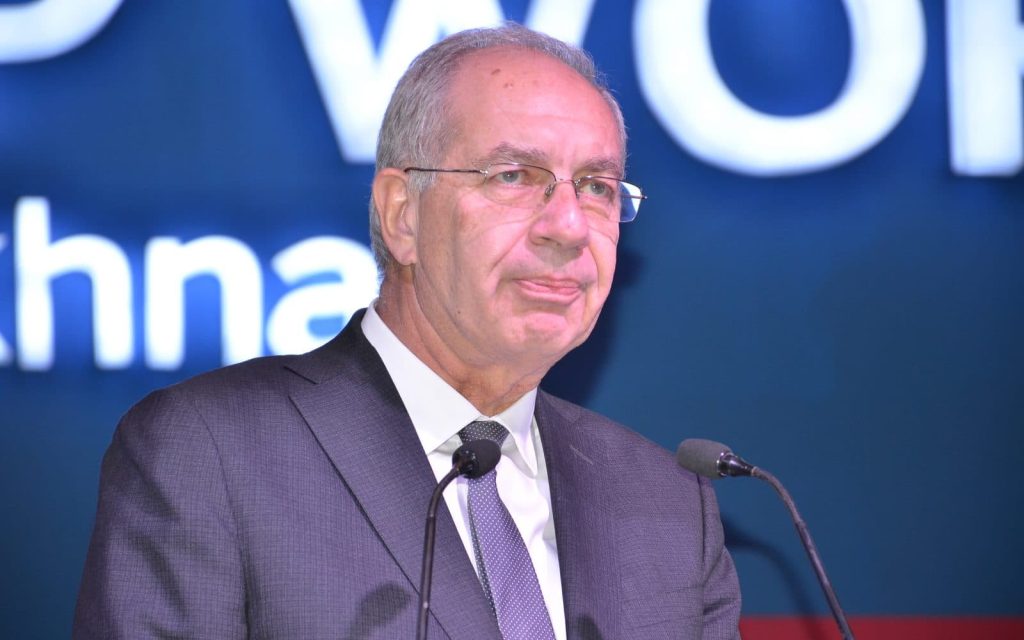 افتتاح أول مصنع لإنتاج المحاليل الطبية الوريدية ومنتجات التعقيم بالسخنة قريبا باستثمارات مليار جنيه المهندس يحيي زكي