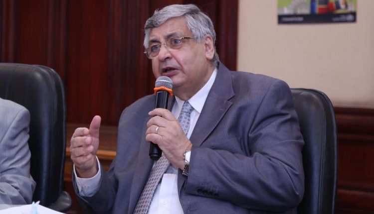الدكتور محمد عوض تاج الدين