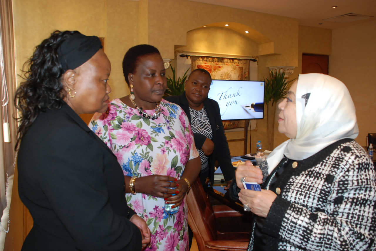 وزيرة صحة مالاوى تزور مصانع شركة ايبيكو للأدوية