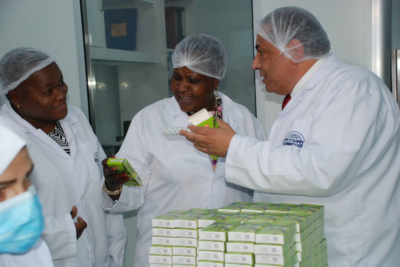 وزيرة صحة زامبيا تزور مصانع شركة ايبيكو للأدوية