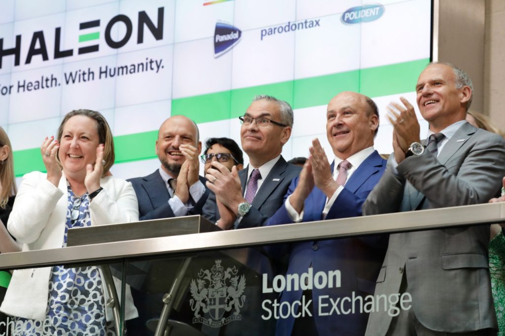 جلاكسو سميثكلاين تفصل «هاليون» في شركة مستقلة بقيمة سوقية 31 مليار جنيه إسترليني جانب من فعاليات بدأ "هالون" التداول في بورصة لندن