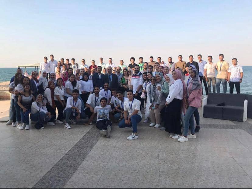 مصانع المهن الطبية للأدوية تستقبل طلاب كلية صيدلة جامعة الملك سلمان