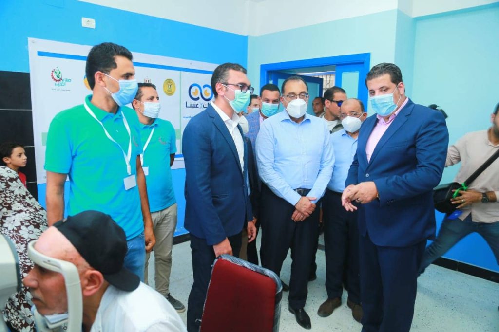 رئيس الوزراء يتفقد قافلة طبية موسعة من صناع الخير وجامعة طنطا لخدمة أهالي وادي النطرون بالبحيرة صناع الخير ومجلس الوزراء