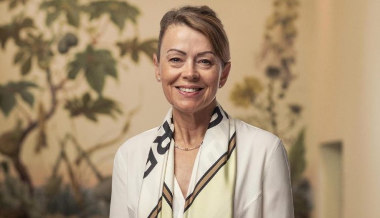 جولي براون المدير المالي الجديد لشركة جلاكسو سميثكلاين