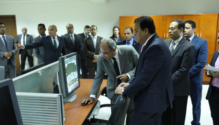 جانب من الجولة التفقدية لوزير الصحة