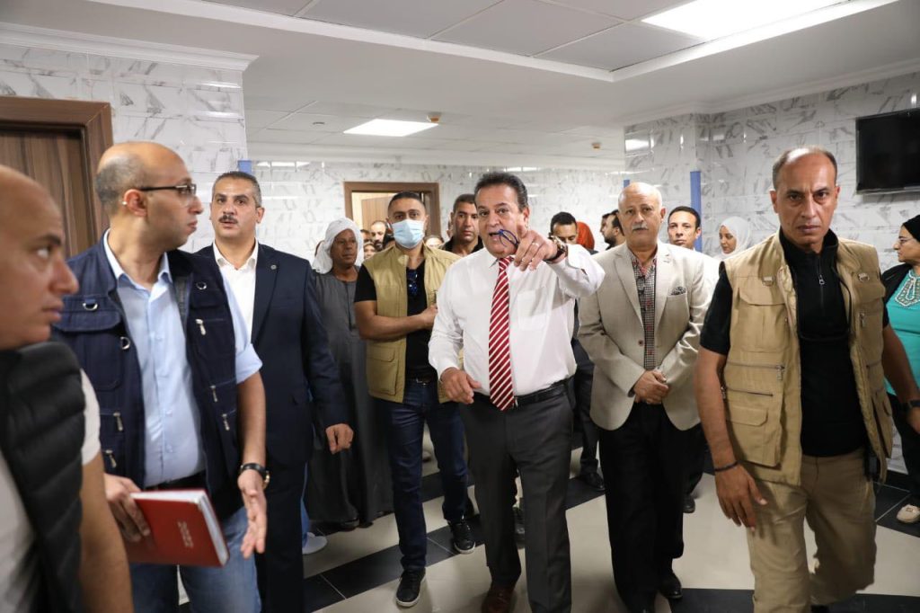 وزير الصحة يُعلن بدء التشغيل التجريبي لمستشفى شبرامنت المركزي بالجيزة وزير الصحة يُعلن بدء التشغيل التجريبي لمستشفى شبرامنت المركزي