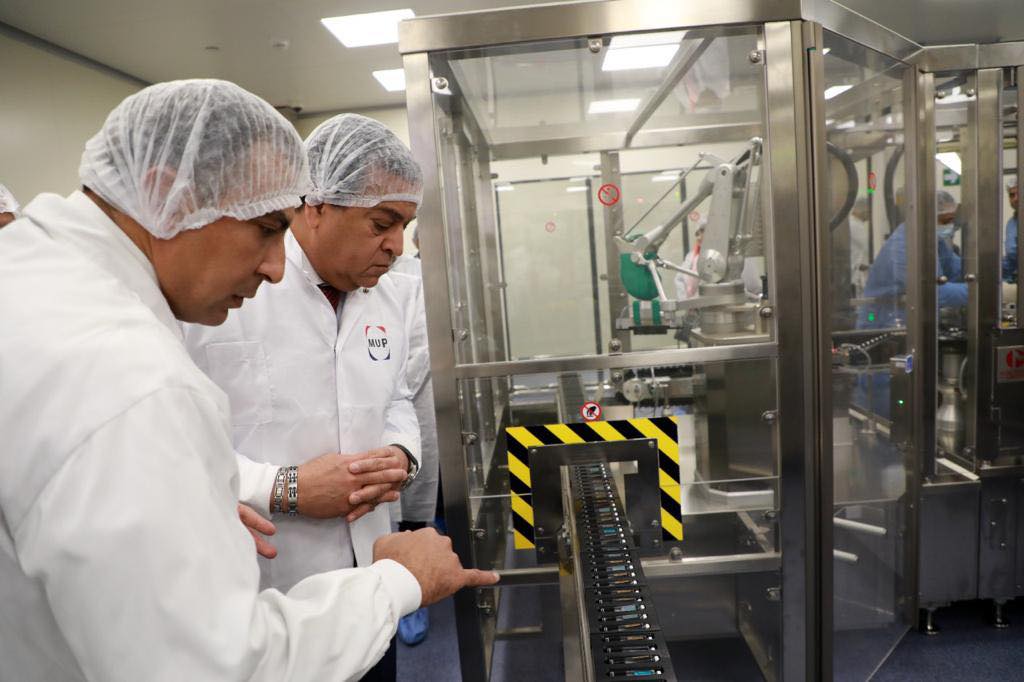 وزير الصحة يتفقد خط الانتاج الجديد لـلأنسولين بمصنع شركة المهن الطبية للأدوية