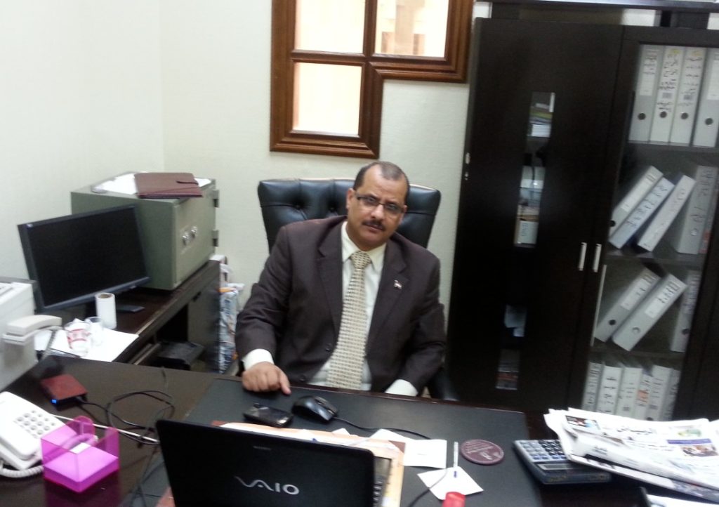 رسالة دكتوراة تناقش أثر تطبيق تأثير التحول الرقمي على تمكين الموارد البشرية الباحث عبدالمقصود العزب