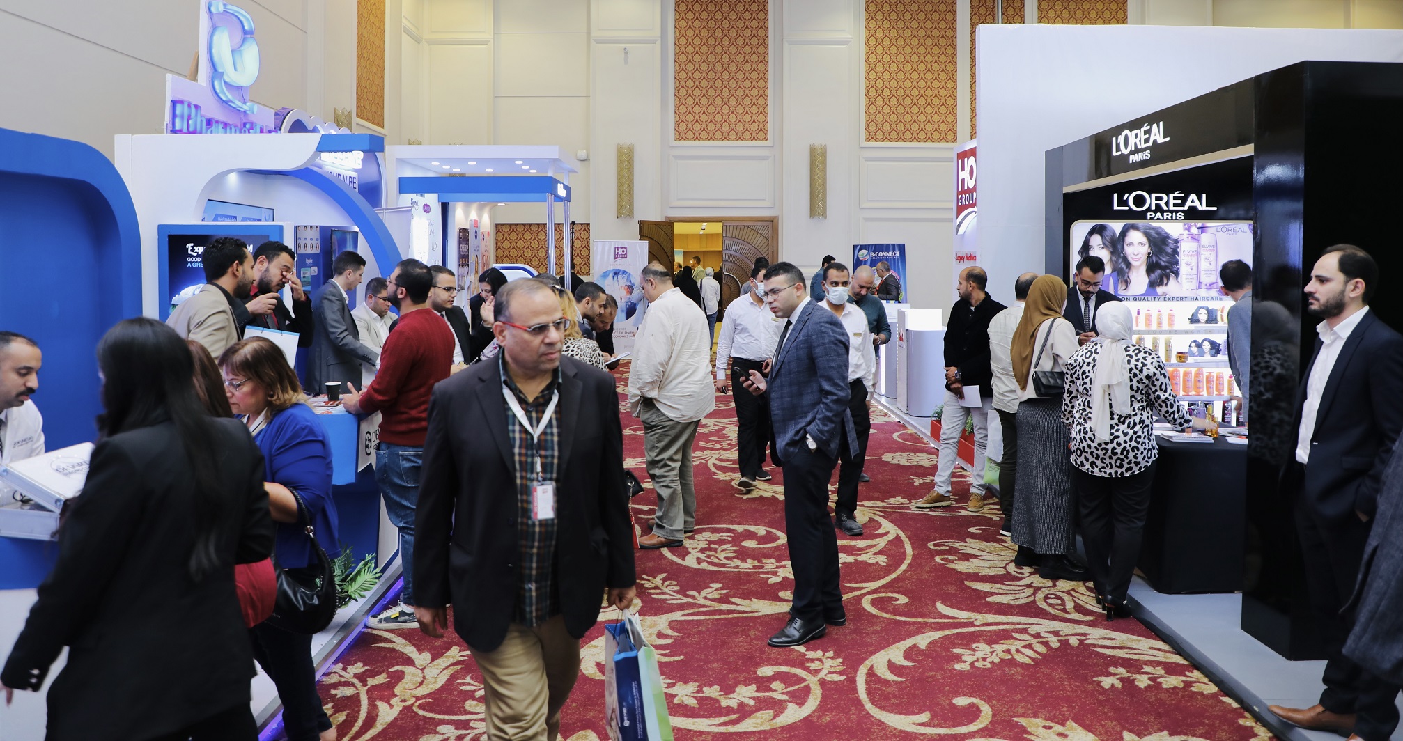 مجموعة شركات حسام عمر HO تعقد مؤتمرها السنوي الثالث بحضور 3000 صيدلي