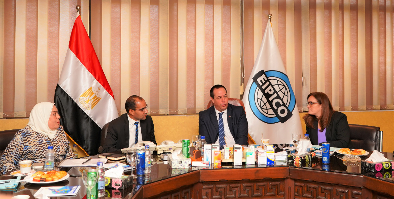 وزير صحة كوبا يزور مصانع «إيبيكو»