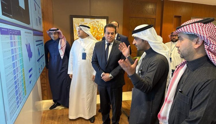 جانب من الجولة التفقدية لوزير الصحة