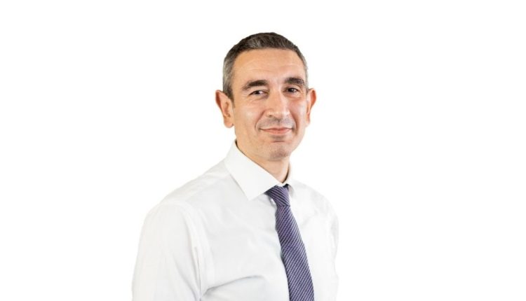 أحمد الشاذلي المدير العام لشركة فايزر مصر والسودان