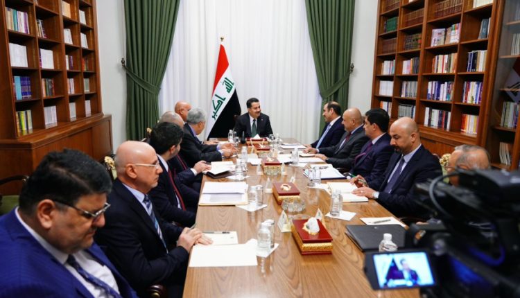 رئيس الوزراء العراقي يجتمع مع رابطة منتجي الأدوية