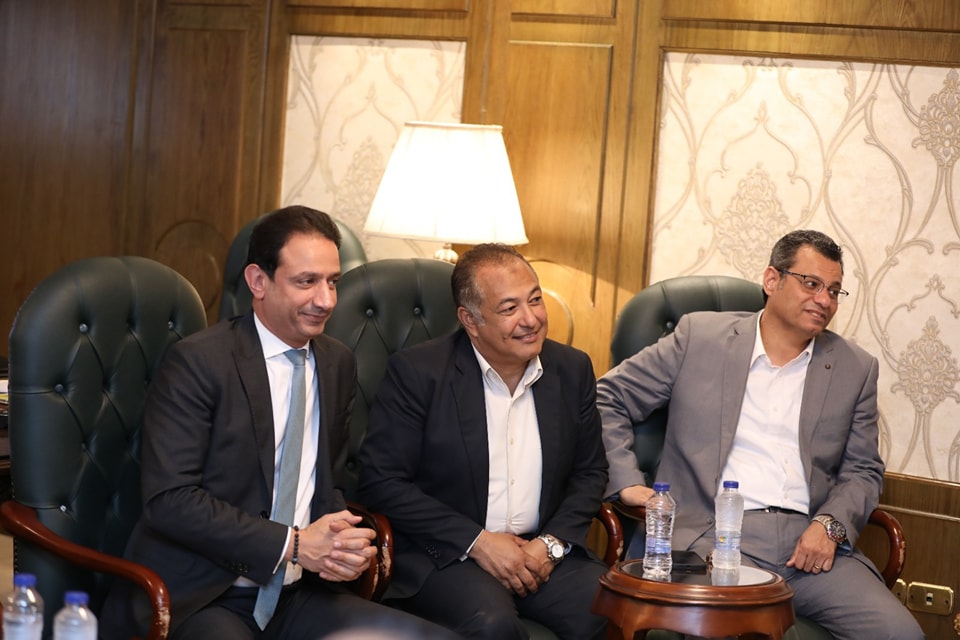 رئيس هيئة الرعاية الصحية يستقبل وفد من مجموعة الحكمة للأدوية لبحث سبل التعاون