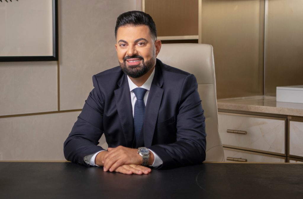 أيمن مختار ضمن قائمة «فوربس» لـ أقوى 100 قائد للرعاية الصحية في الشرق الأوسط لعام 2023 الدكتور أيمن مختار