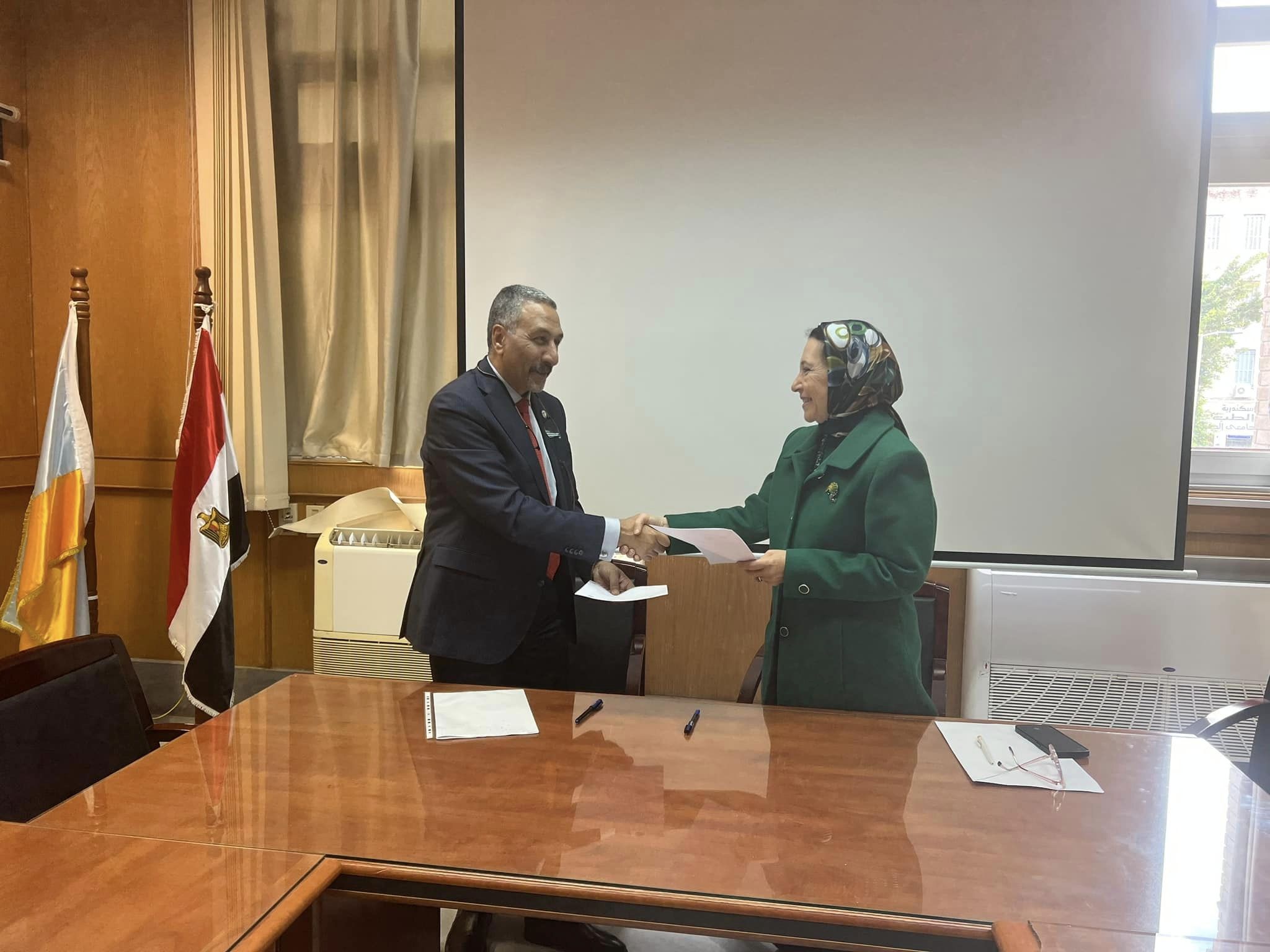 الاسكندرية للأدوية توقع بروتوكول تعاون مع كلية الصيدلة جامعة الاسكندرية 