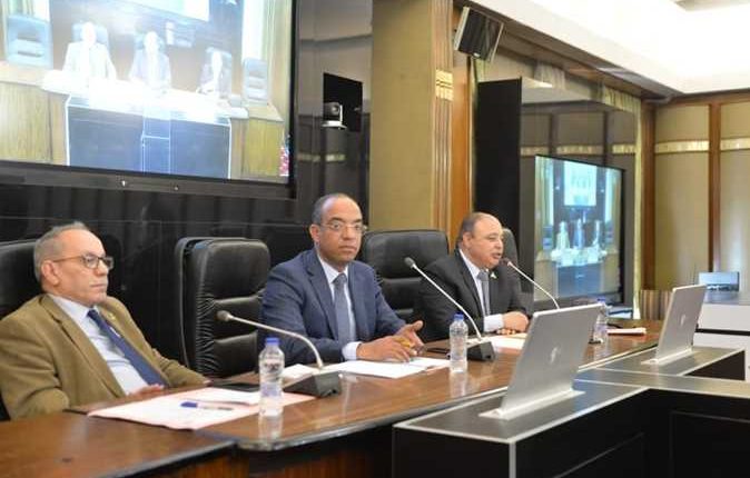 لجنة الصحة والسكان بمجلس الشيوخ