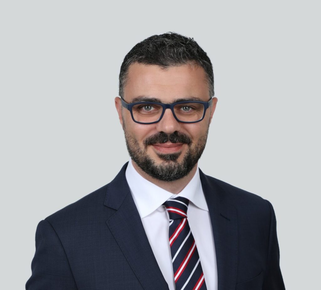 مبيعات «أسبن فارما» ترتفع 25% في السعودية خلال النصف الأول وتتجاوز 19 مليون دولار دانيال فيلا فريجيري رئيسًا تنفيذيًا إقليميًا لشركة أسبن فارما في أوروبا والشرق الأوسط