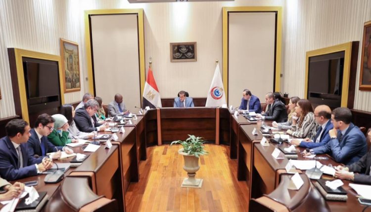 وزير الصحة يستقبل المدير الإقليمي لمؤسسة التمويل الدولية لشمال إفريقيا